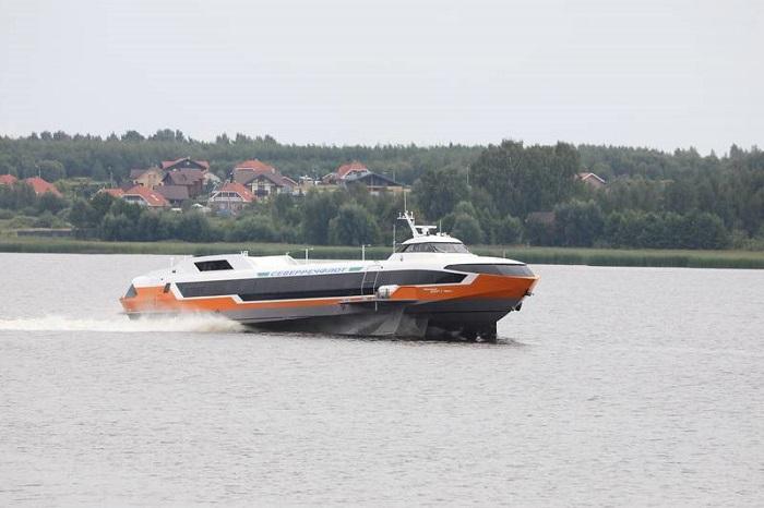 Первое судно на подводных крыльях «Метеор», изготовленное для Нижегородской области, успешно прошло тестовые испытание