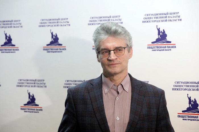 По мнению политолога, теперь губернатор стал ближе к центру принятия решений в важной для региона отрасли