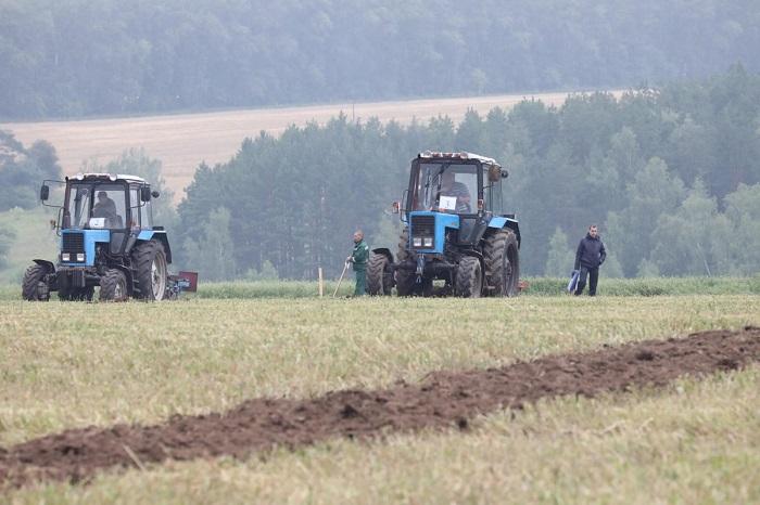 Сельхозпроизводители региона получили дополнительные средства на подготовку к посевной
