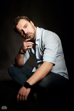 Артист Нижегородского государственного ордена Трудового Красного Знамени академического театра драмы имени М. Горького, лауреат Премии Нижнего Новгорода «Нижегородская жемчужина», лауреат премии-стипендии имени В.С. Соколоверова Иван Старжинский