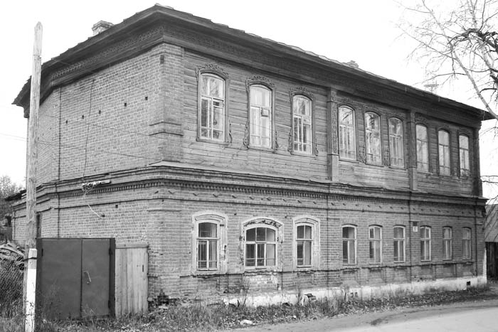 В августе 1934 года райвоенкомат располагался в двухэтажном здании на ул. Свердлова (бывшая музыкальная школа)